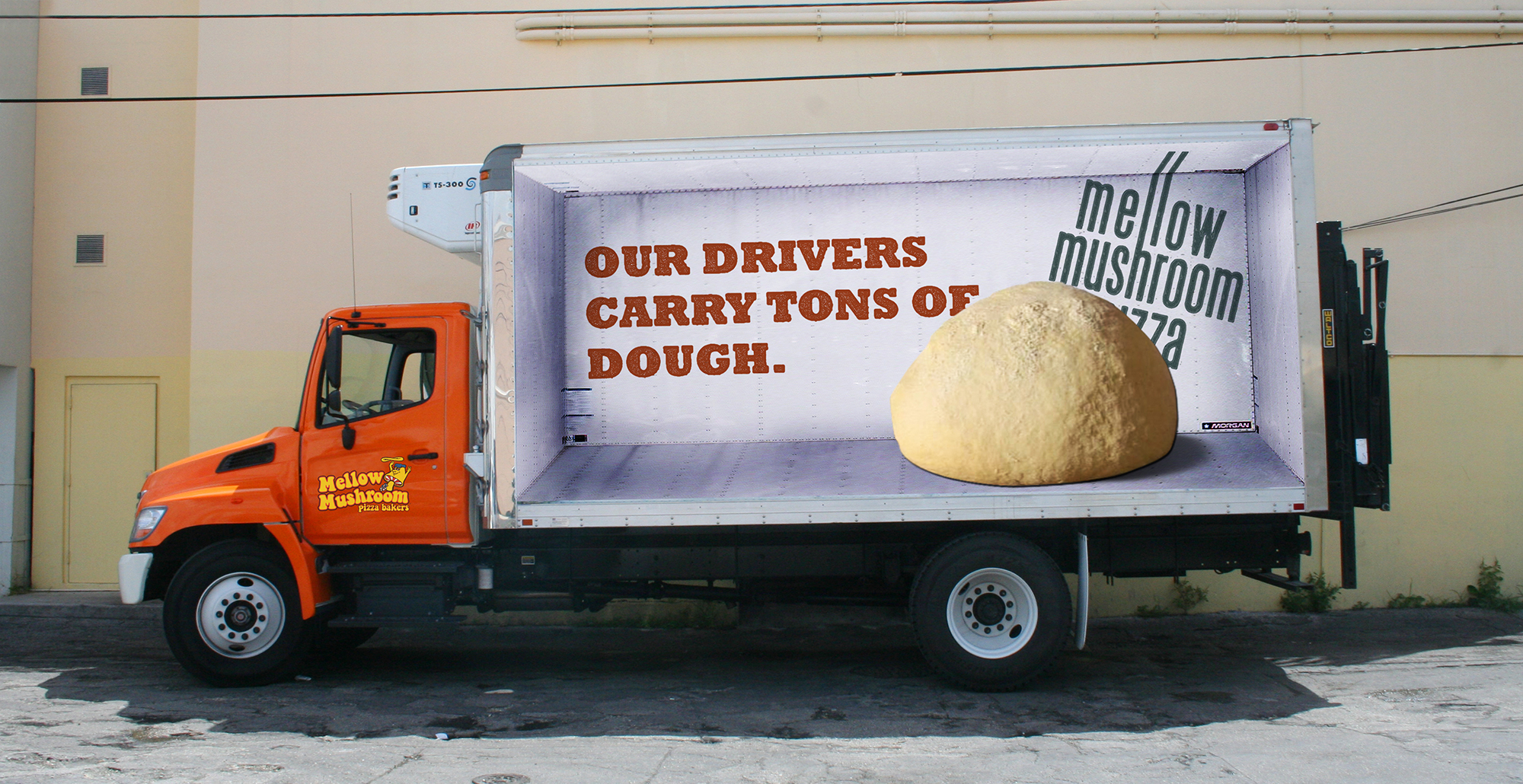 Mellow Mushroom Pizza Truck Design